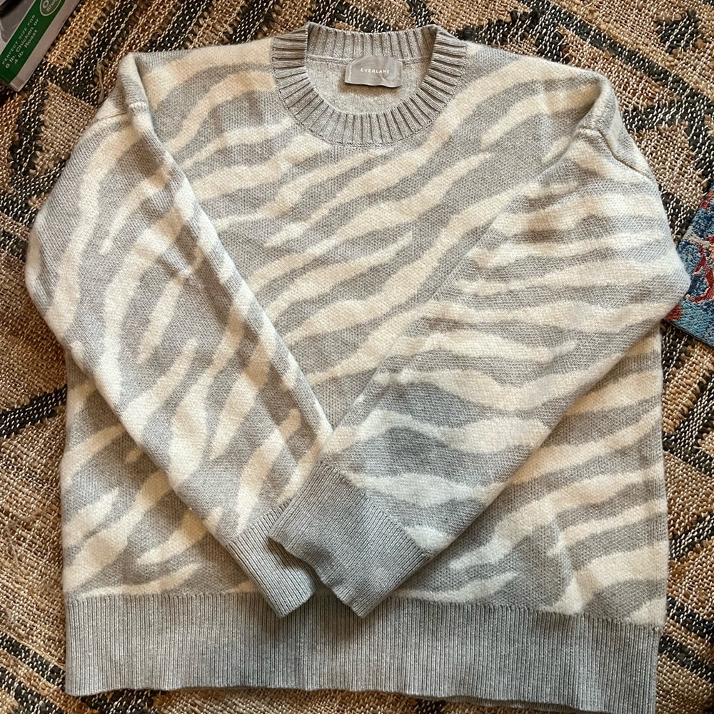 Everlane alpaca jacquard crew neck sweater L